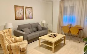 Apartamento céntrico con parking privado