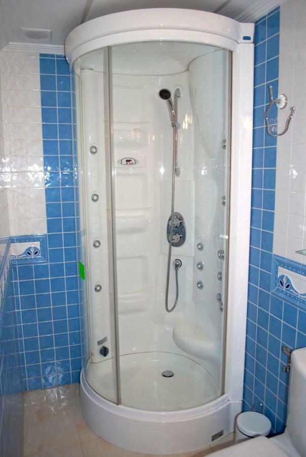 Apartamento céntrico con parking privado Cordova Esterno foto